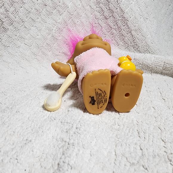 Vintage Russ Troll Doll 5" Girl Bath time Fun HOT PINK Hair Shower Ducky '92 - Picture 3 of 3